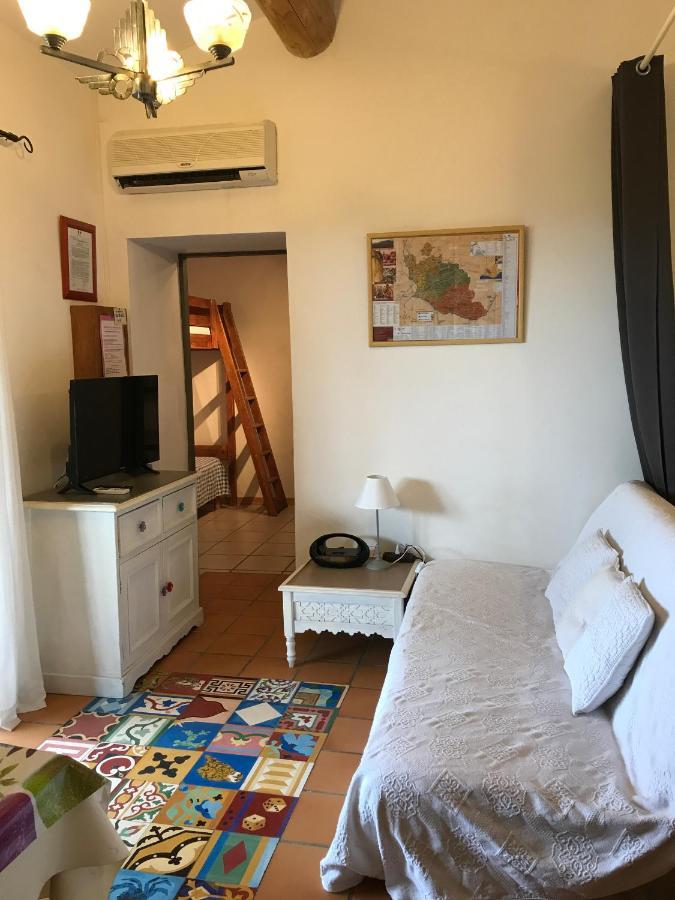 Chambres d'Hôtes et Gîtes Le Mas Mellou Orange  Exterior foto